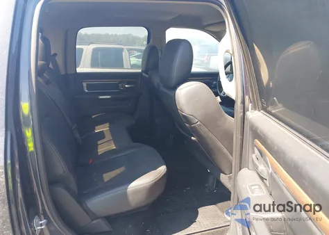 2015 Ram 1500 Laramie z USA, uszkodzony, nr VIN 1C6RR7NM0FS746714